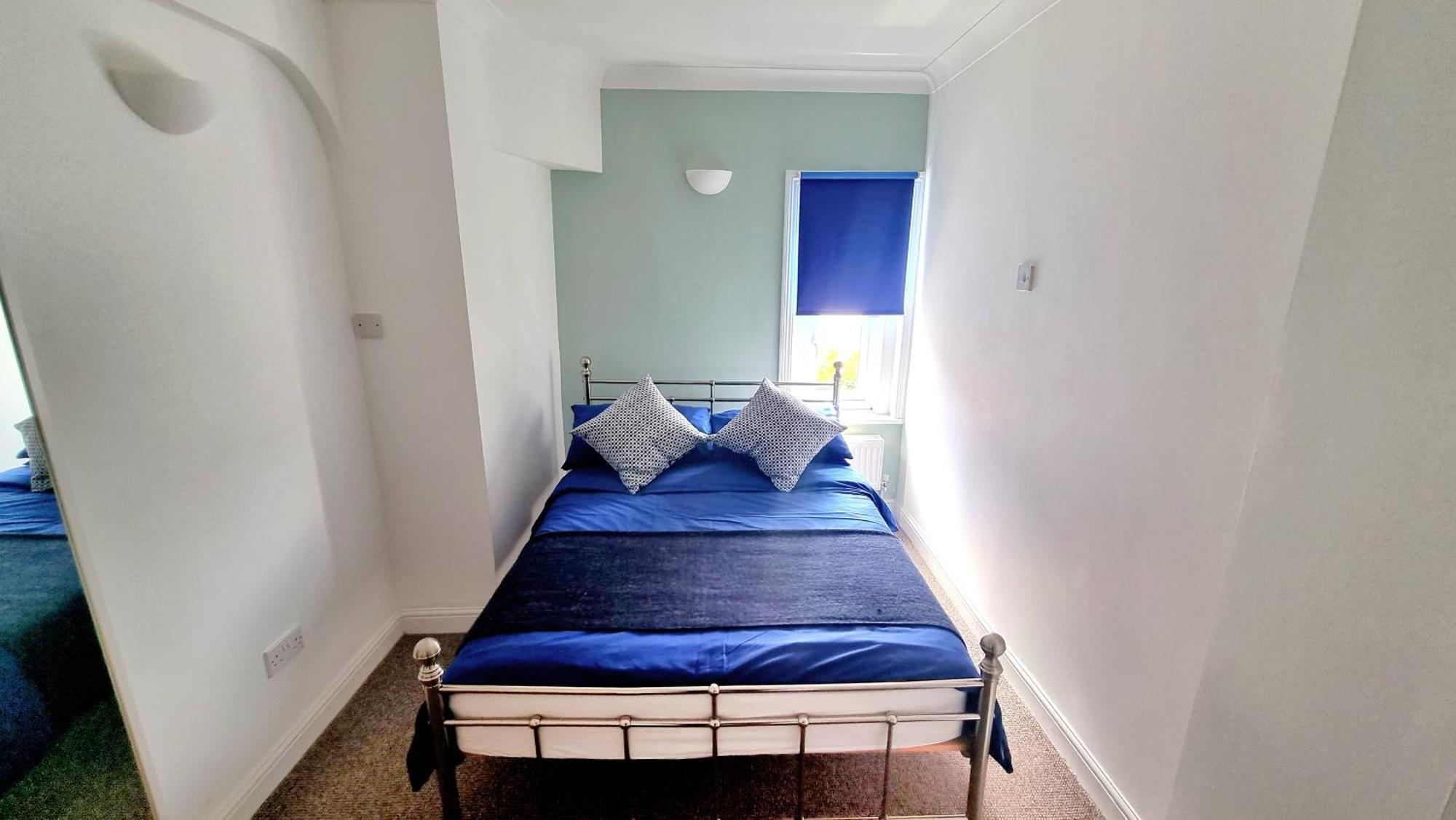 Beachcomber Holiday Apartments Суонидж Екстериор снимка