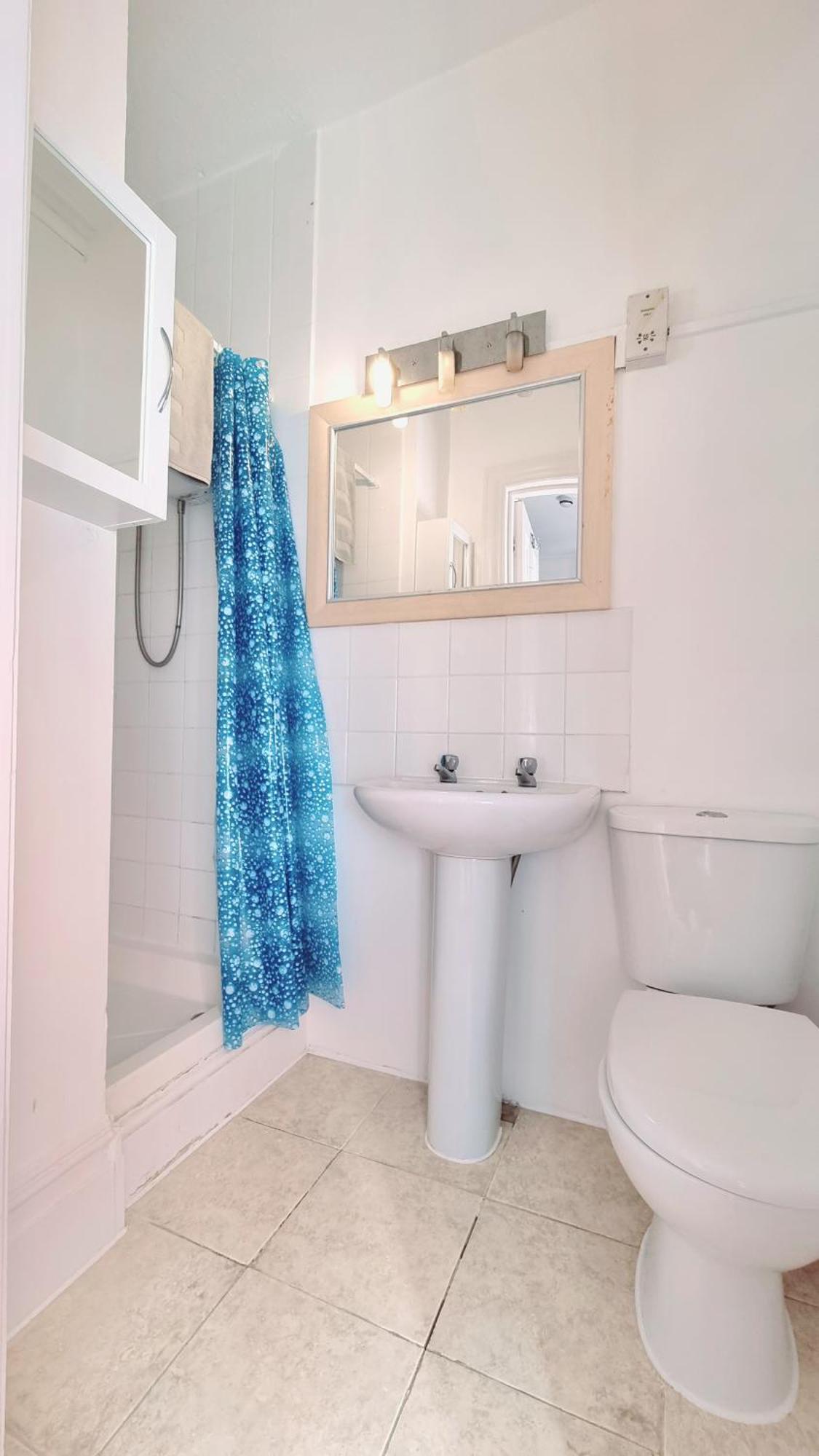 Beachcomber Holiday Apartments Суонидж Екстериор снимка